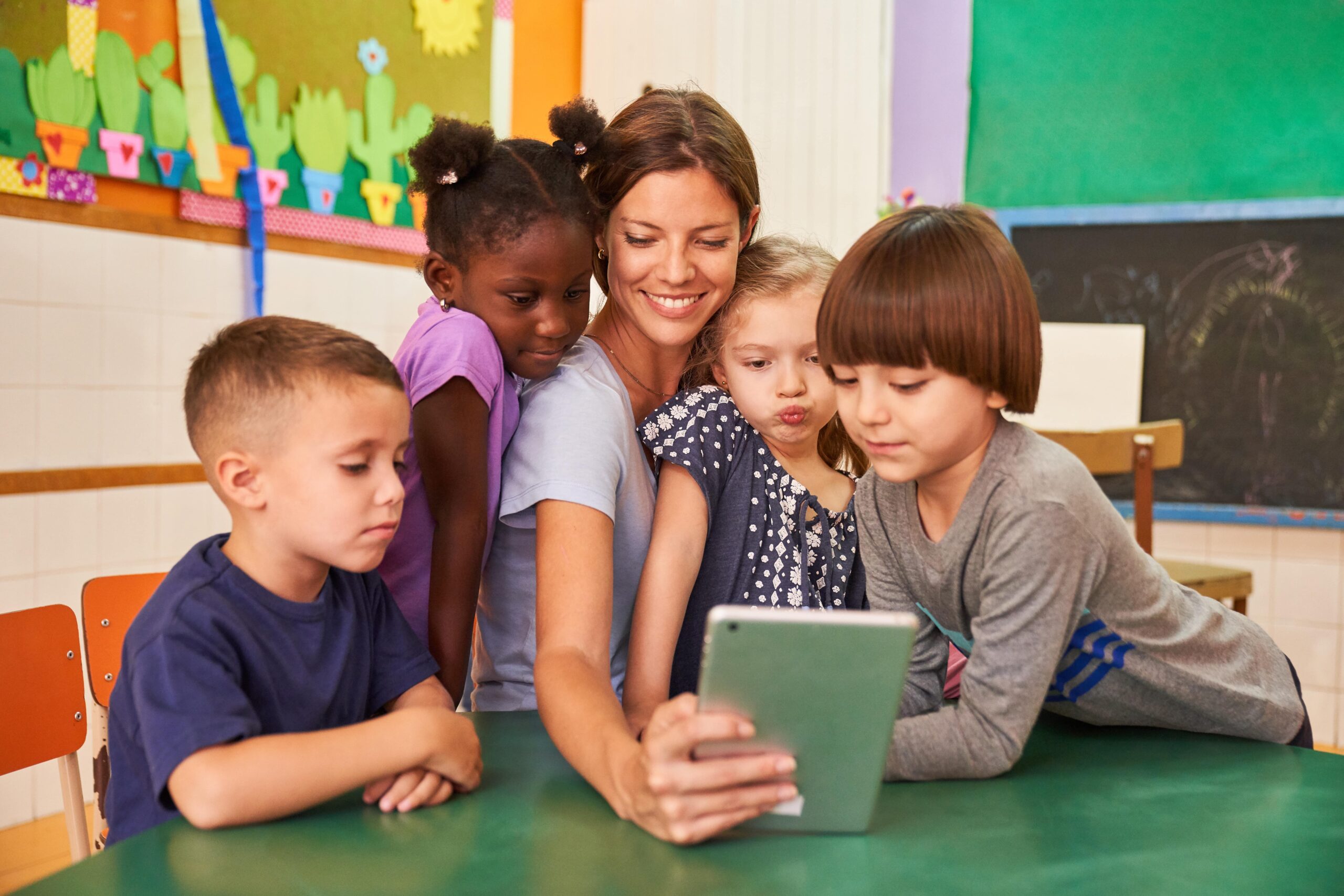 Top 8 Daycare Apps for Better Data Management